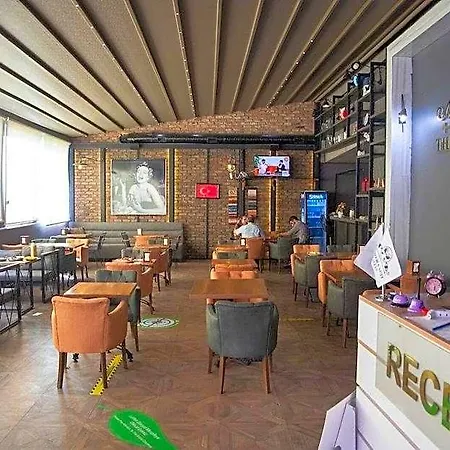 Hotell The Hera 2*