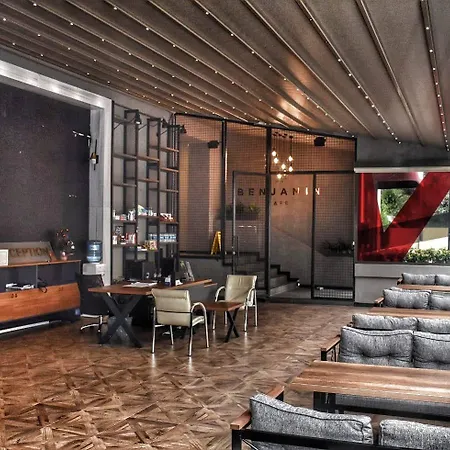 The Hera 2* Istambul