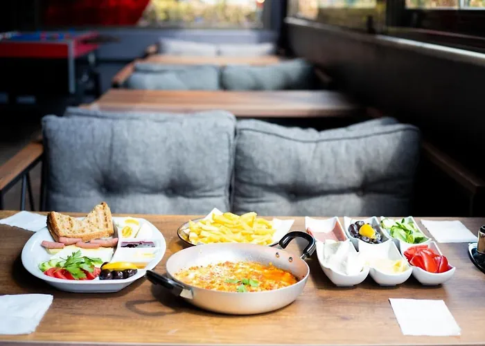 فندق The Hera 2*